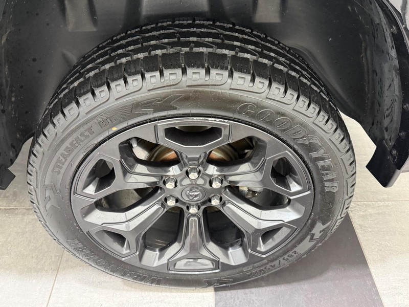 Ram 1500 Vehicle Image 5