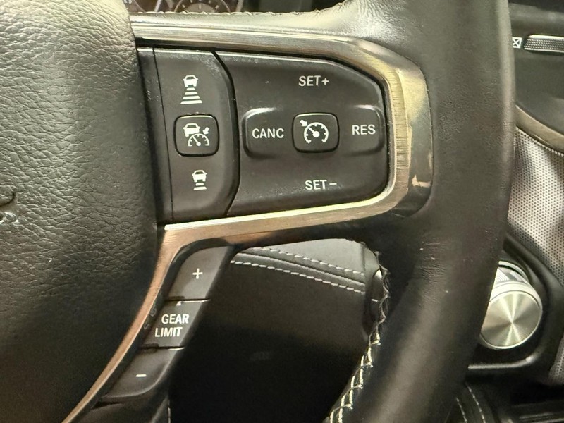 Ram 1500 Vehicle Image 16