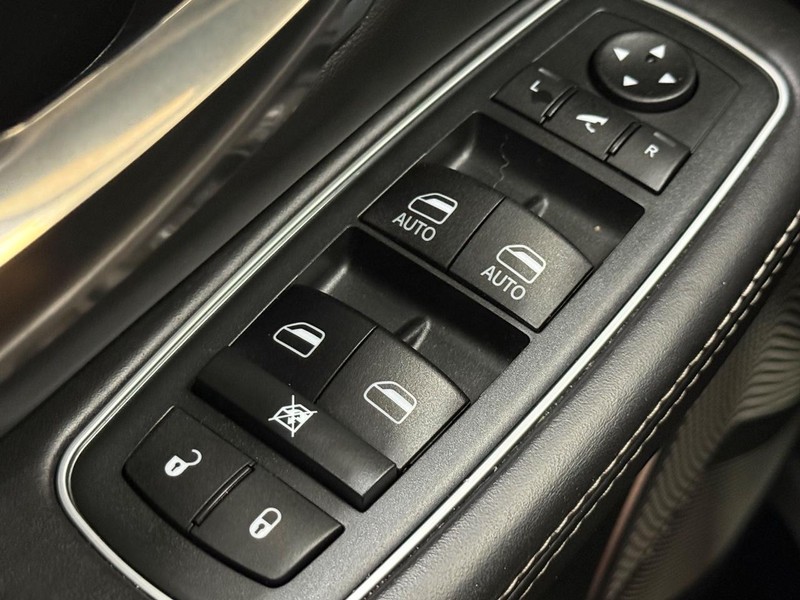 Ram 1500 Vehicle Image 20