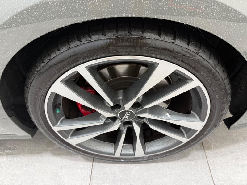 Audi S5 Sportback Vehicle Image 5