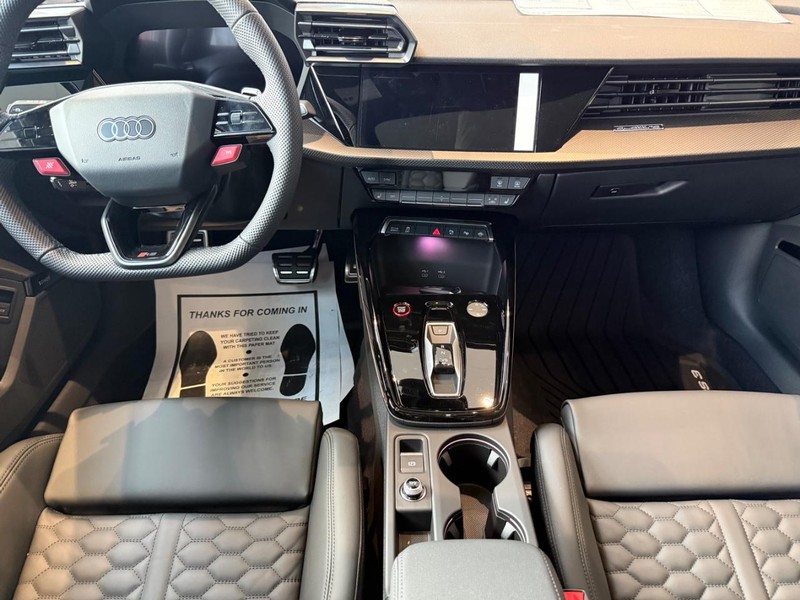 Audi RS 3 Vehicle Image 5