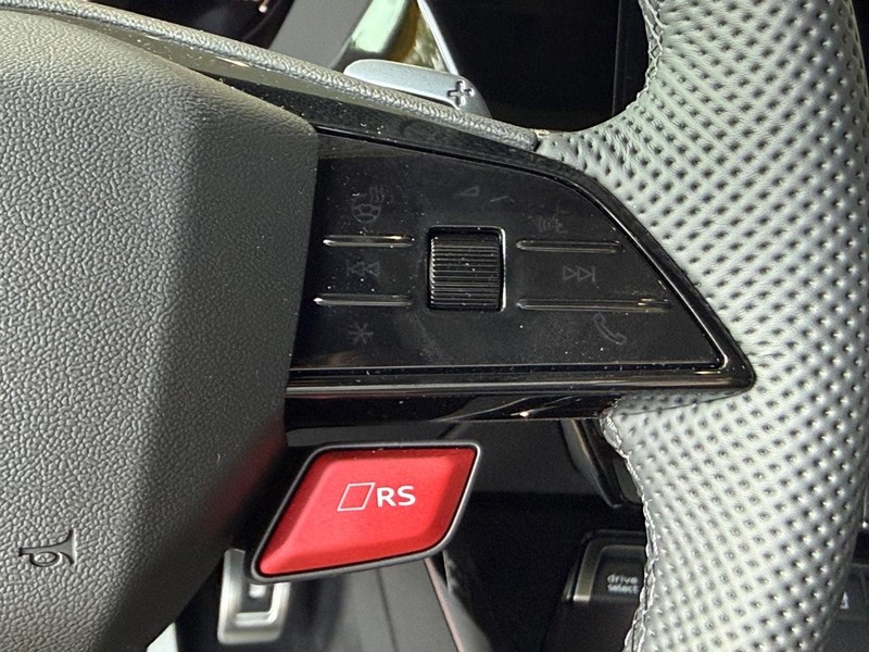 Audi RS 3 Vehicle Image 12