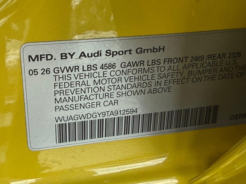 Audi RS 3 Vehicle Image 15