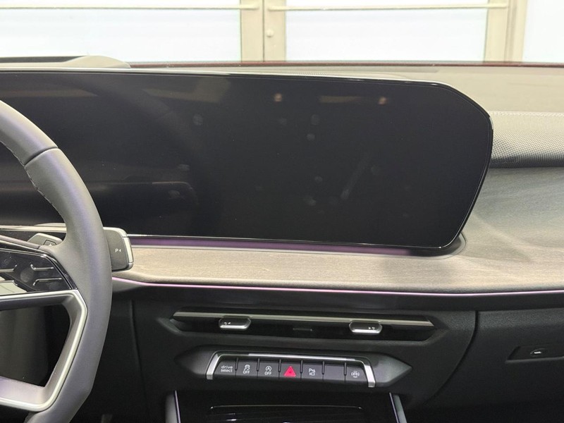 Audi Q3 Vehicle Image 6