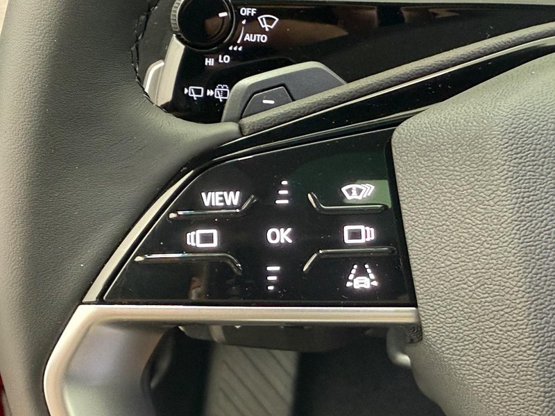 Audi Q3 Vehicle Image 9