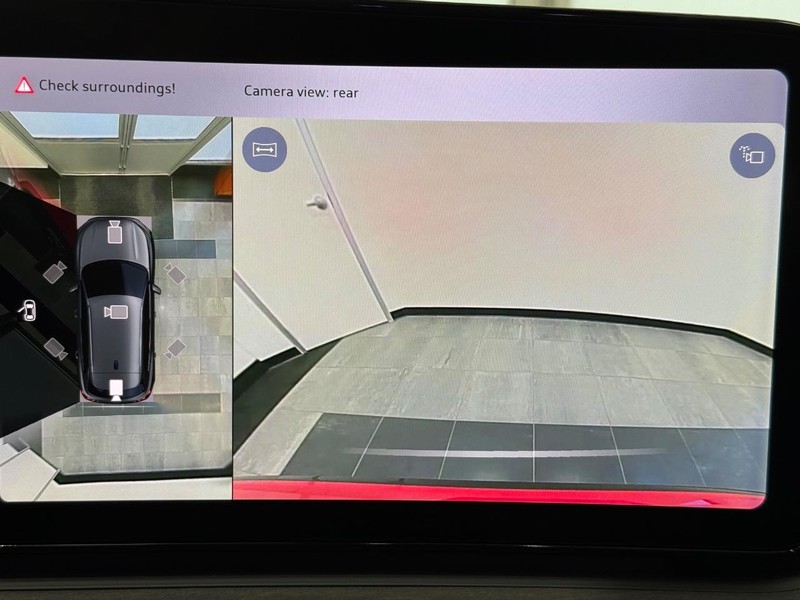 Audi Q3 Vehicle Image 12
