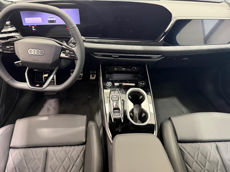 Audi A6 Sedan Vehicle Image 5