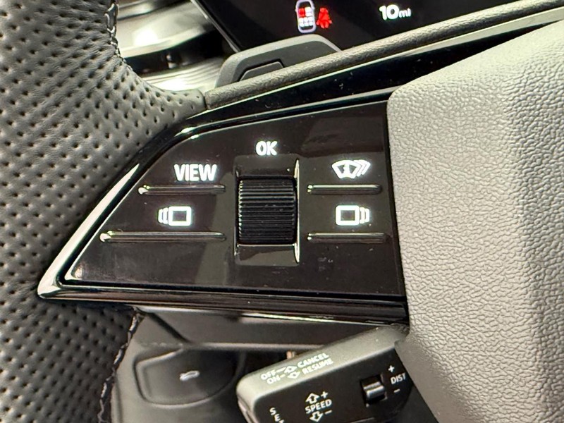 Audi A6 Sedan Vehicle Image 10