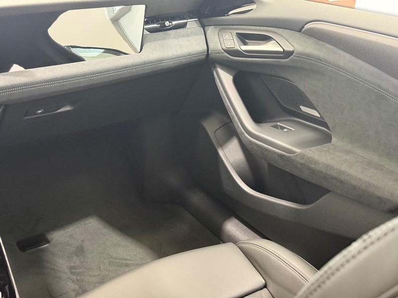 Audi S6 e-tron Vehicle Image 9