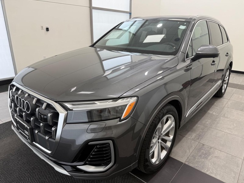 Audi Q7 Vehicle Image 7