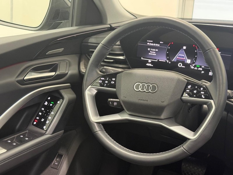 Audi Q5 Vehicle Image 12