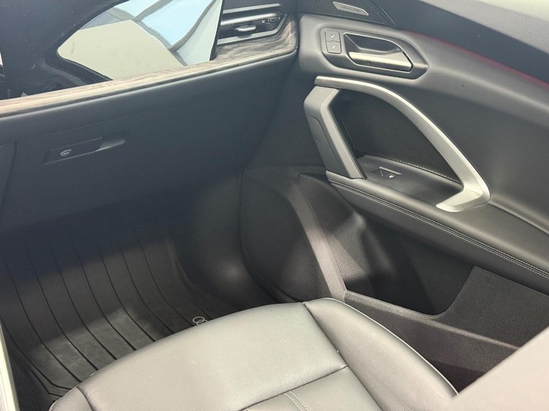 Audi Q5 Vehicle Image 13