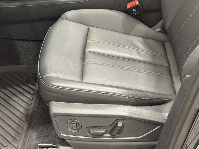 Audi Q5 Vehicle Image 19