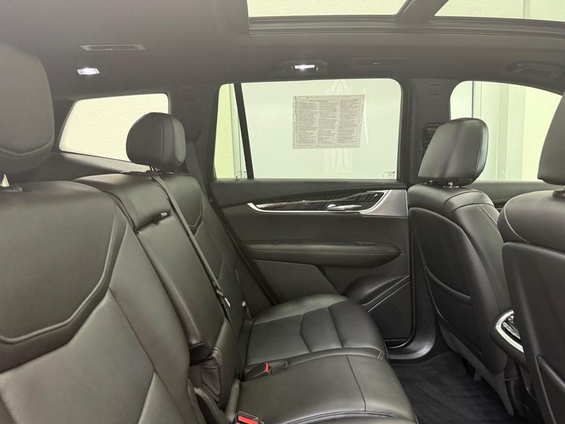 Cadillac XT6 Vehicle Image 8