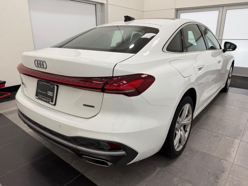 Audi A5 Vehicle Image 2