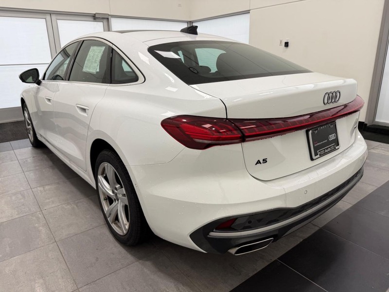 Audi A5 Vehicle Image 4