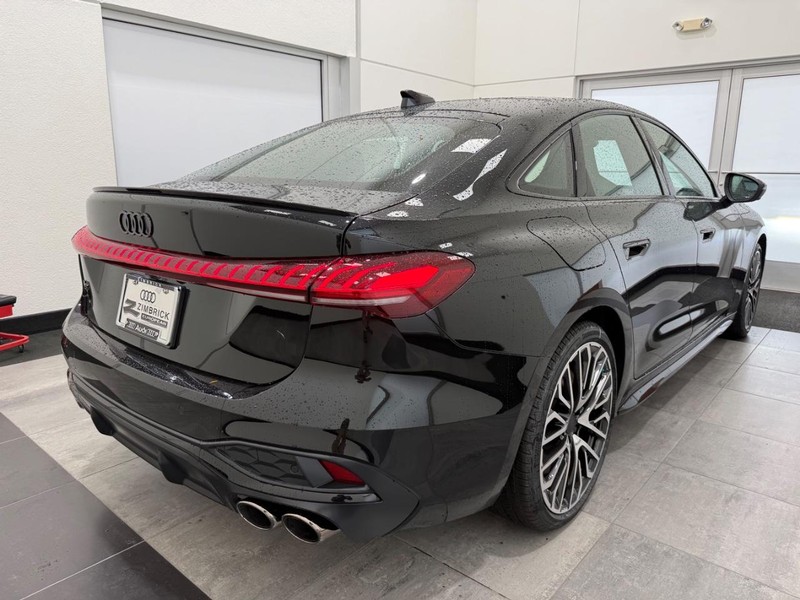 Audi S5 Vehicle Image 2