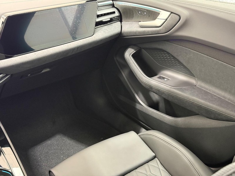 Audi S5 Vehicle Image 8