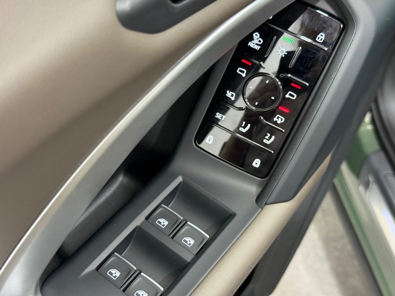 Audi Q5 Vehicle Image 14