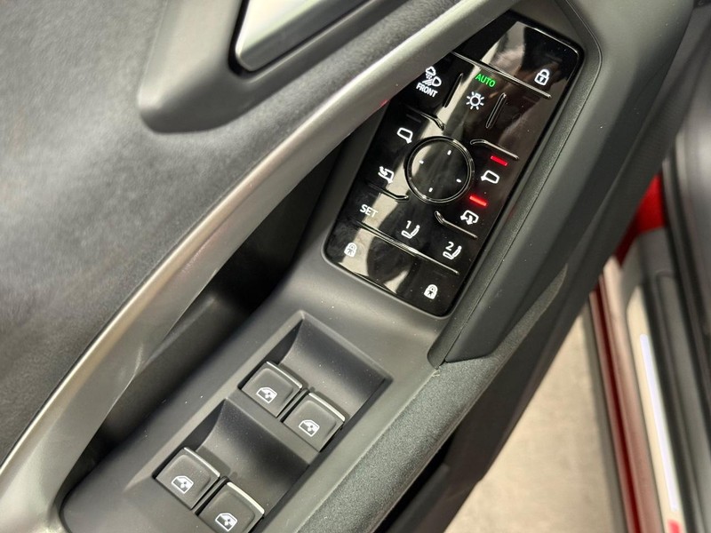 Audi SQ5 Vehicle Image 14