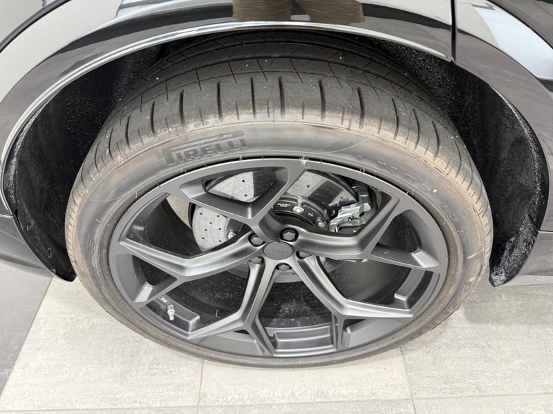 Audi RS Q8 Vehicle Image 3