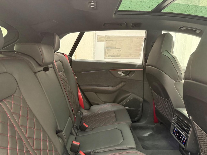 Audi Q8 Vehicle Image 4