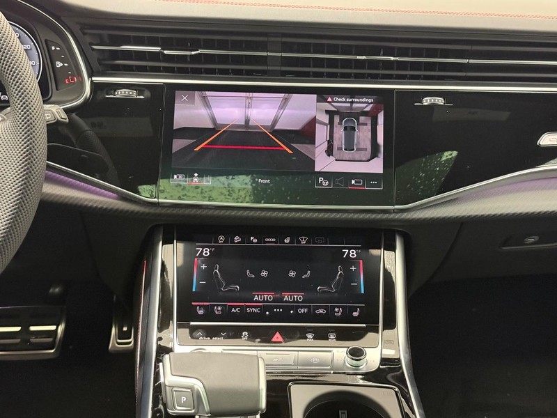 Audi Q8 Vehicle Image 6