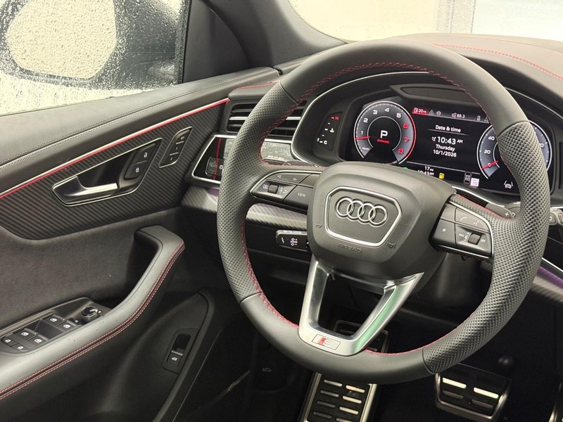Audi Q8 Vehicle Image 8