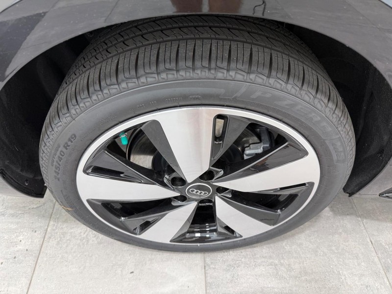 Audi A5 Vehicle Image 3