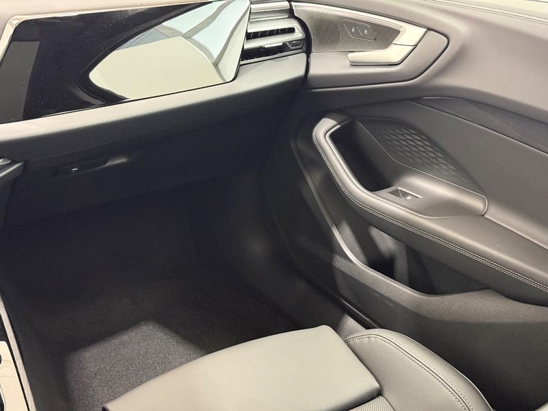 Audi A5 Vehicle Image 9
