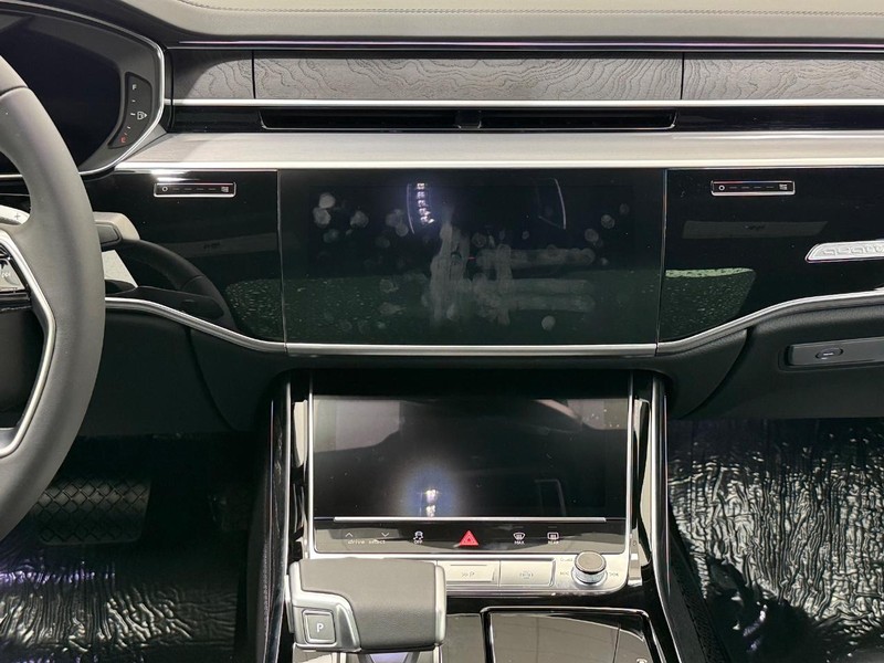 Audi A8 Vehicle Image 6