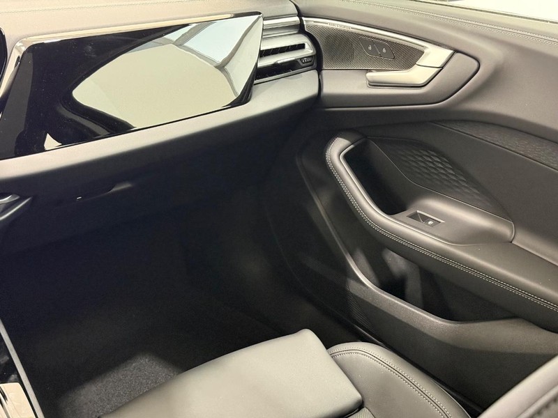 Audi A5 Vehicle Image 9