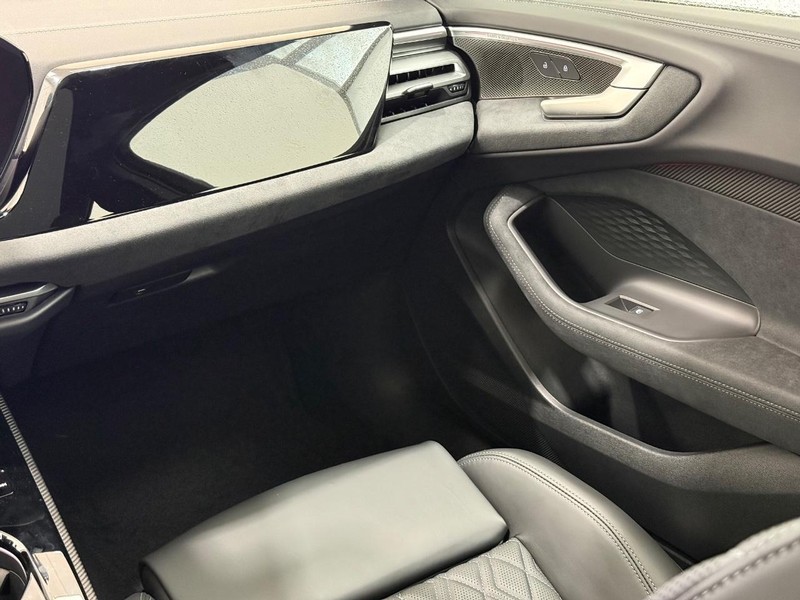Audi S5 Vehicle Image 9