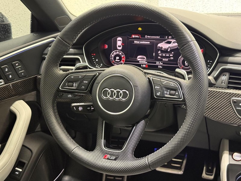 Audi RS 5 Sportback Vehicle Full-screen Gallery Image 13