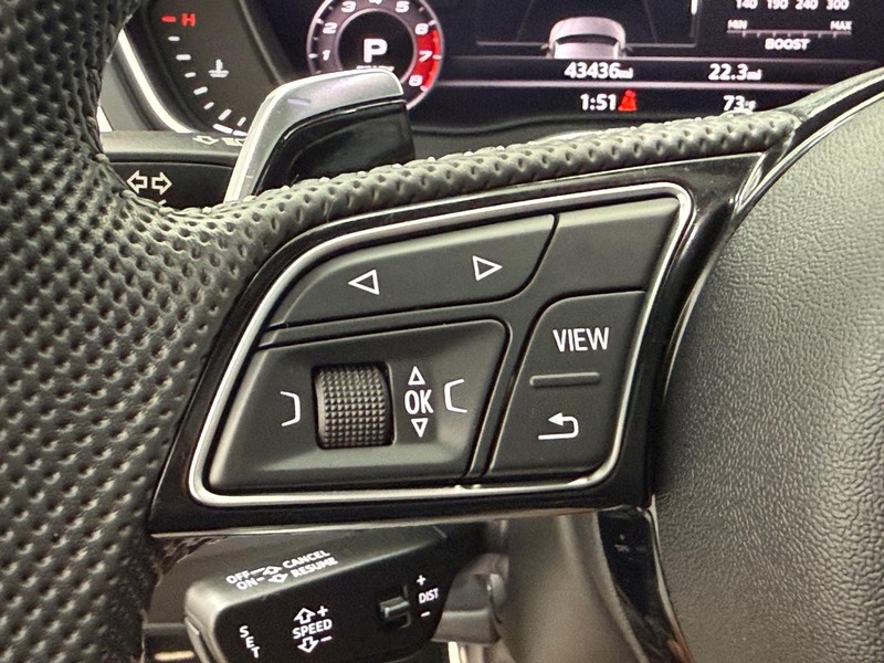 Audi RS 5 Sportback Vehicle Full-screen Gallery Image 14