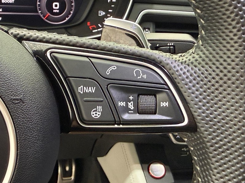Audi RS 5 Sportback Vehicle Full-screen Gallery Image 15
