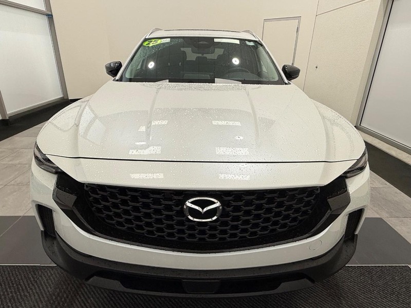Mazda CX-50 Vehicle Image 7
