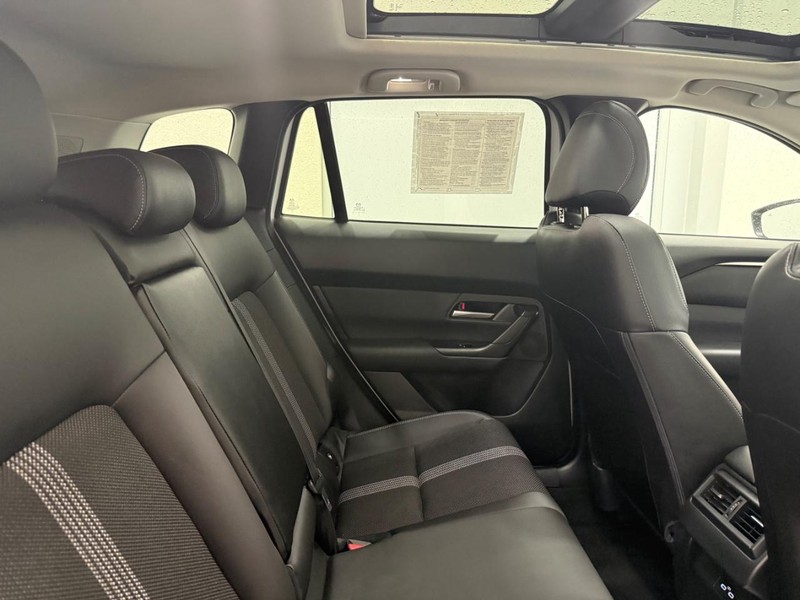 Mazda CX-50 Vehicle Image 8
