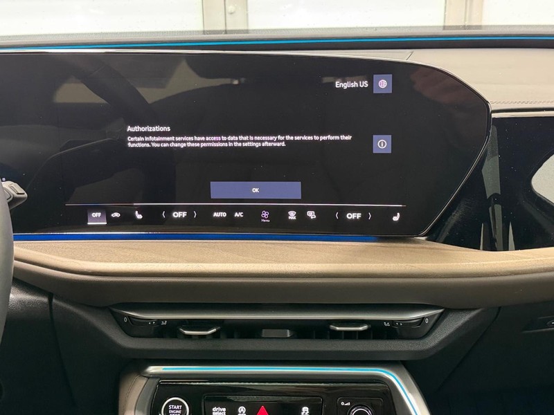 Audi Q5 Vehicle Full-screen Gallery Image 10