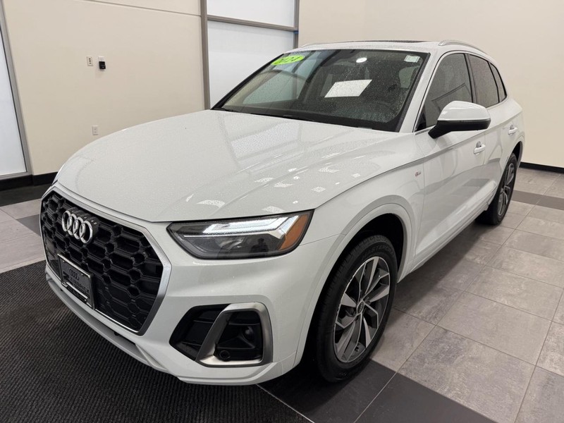 Audi Q5 Vehicle Full-screen Gallery Image 06