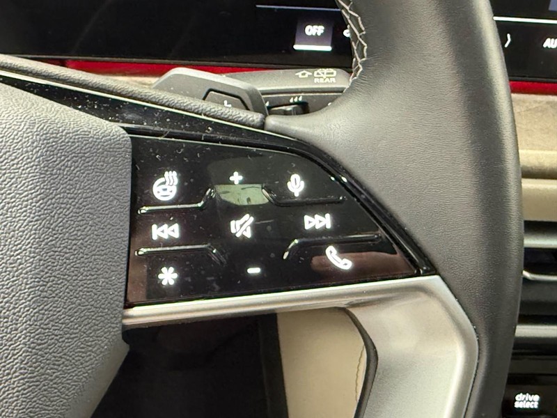 Audi Q5 Vehicle Full-screen Gallery Image 14