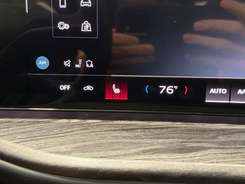 Audi Q5 Vehicle Full-screen Gallery Image 17