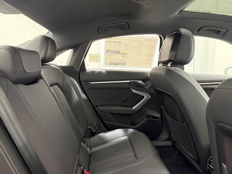 Audi A3 Vehicle Image 4