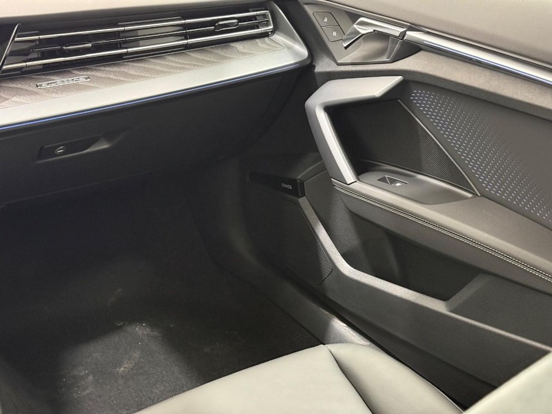 Audi A3 Vehicle Image 9
