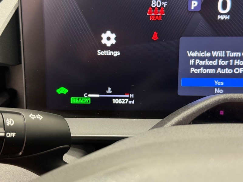 Toyota RAV4 Vehicle Image 16