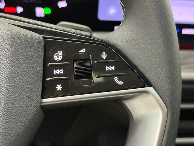 Audi Q5 Sportback Vehicle Image 11