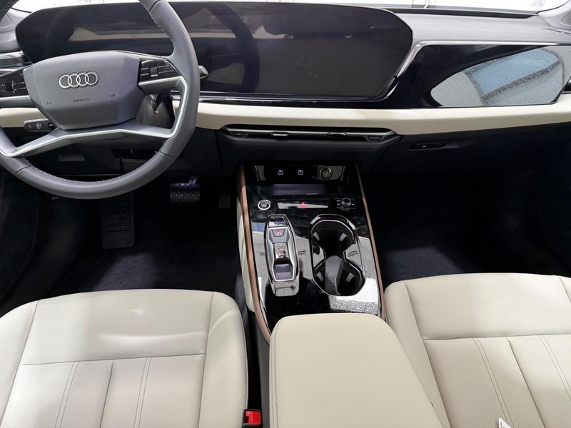 Audi A5 Vehicle Image 5