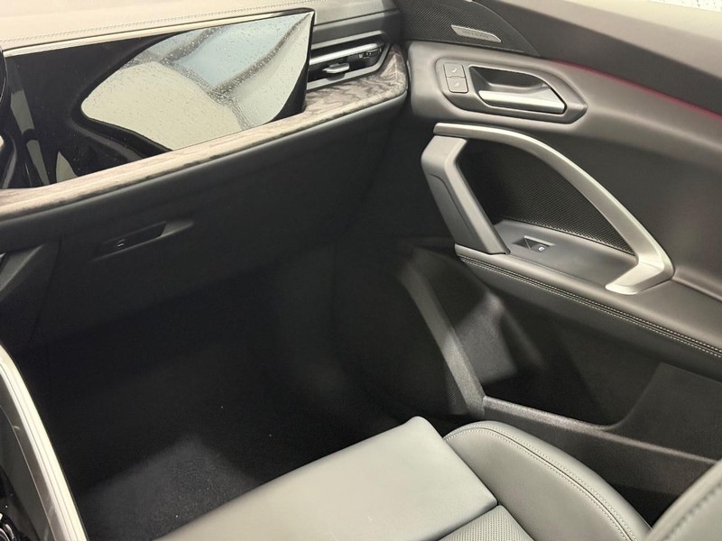 Audi Q5 Vehicle Image 9