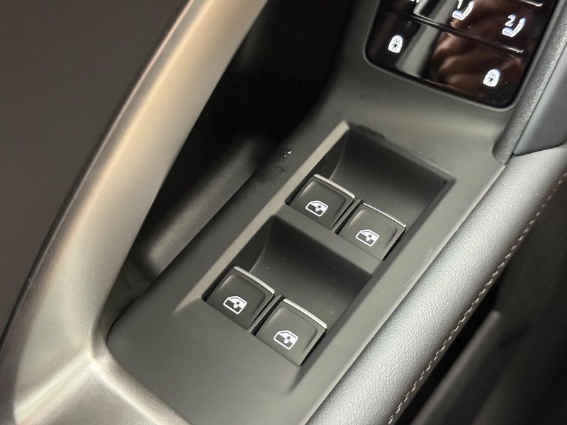 Audi Q5 Vehicle Image 15