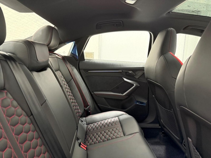 Audi RS 3 Vehicle Image 4